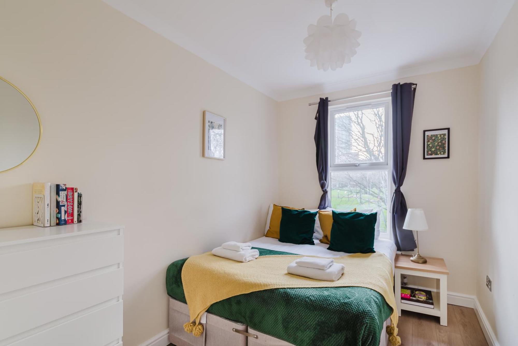 Modern Cosy Corner Flat 3 Bed And Loft Sleep 7 People Apartment Londra Exterior foto